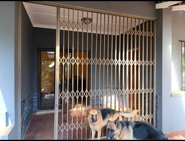 3 BEDROOM HOUSE FOR SALE IN LYDENBURG